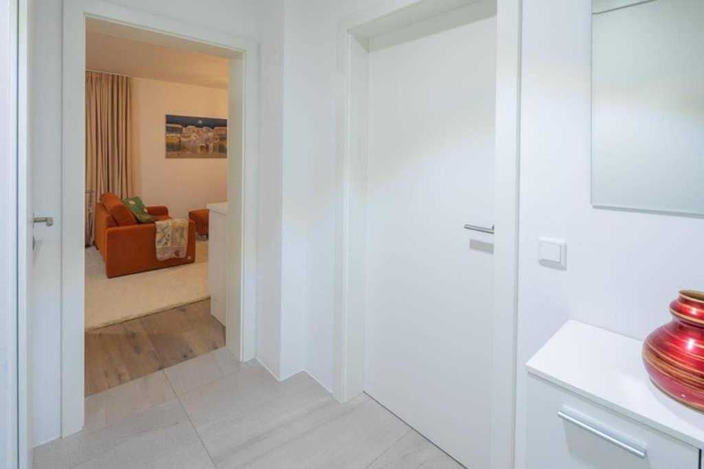 Modernes Apartment Josefiau Залцбург Екстериор снимка